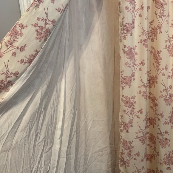 Lucca Vintage Floral Cream & Pink Button Front Maxi Dress Size Medium - Picture 9 of 10